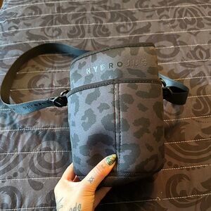 HydroJug Black Leopard 1/2gal Sleeve